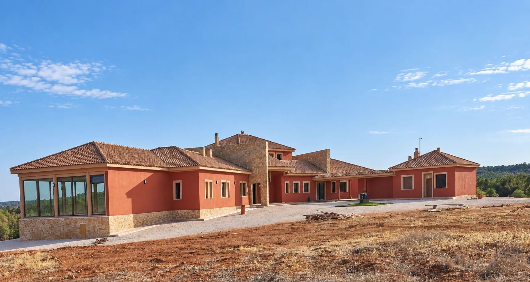 Vivienda terminada en una finca de Garaballa, Cuenca