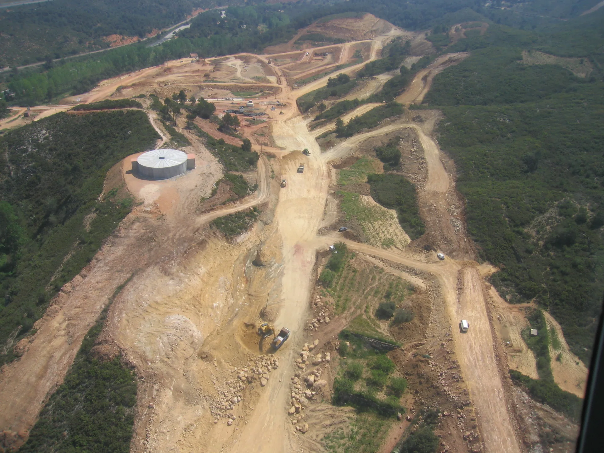 Viales y urbanización vistos desde el aire