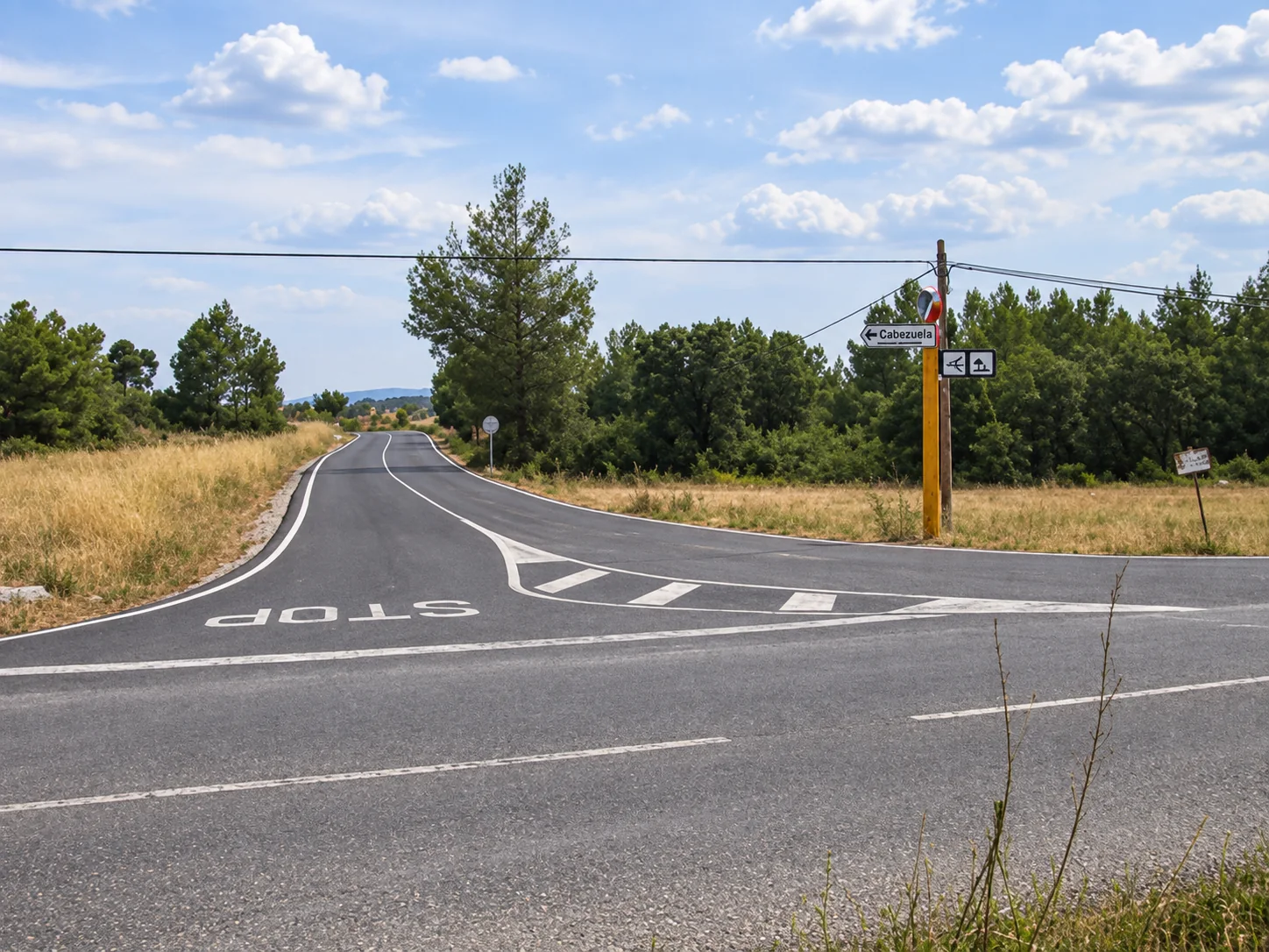 Intersección asfaltada